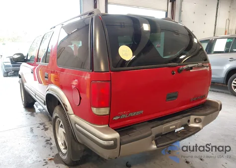 1998 Chevrolet Blazer Lt from USA, damaged, VIN 1GNDT13WXW2254155